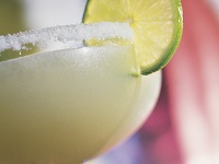 happy hour la posada lodge